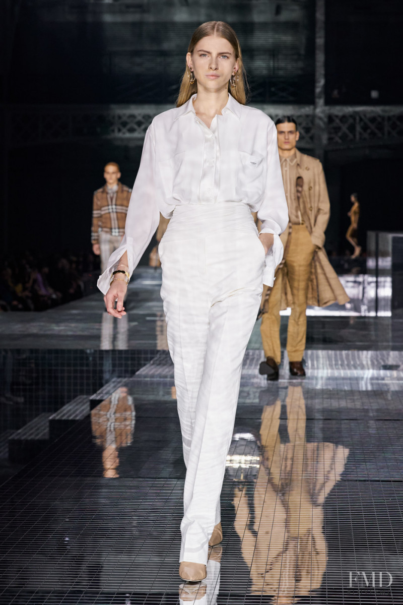 Olga Holinka featured in  the Burberry fashion show for Autumn/Winter 2020