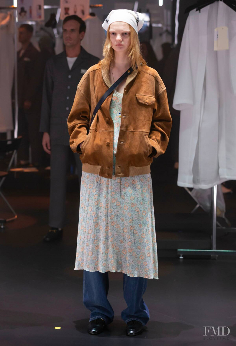 Unia Pakhomova featured in  the Gucci fashion show for Autumn/Winter 2020