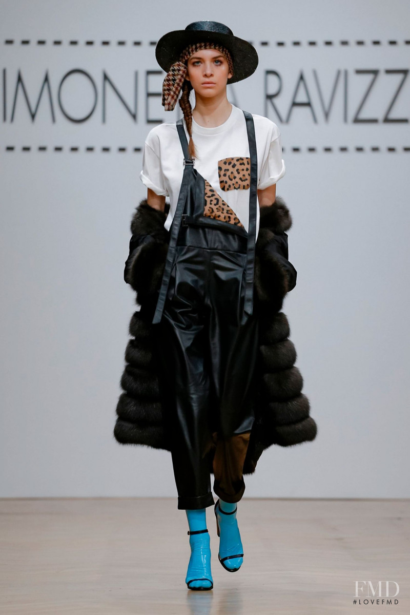 Simonetta Ravizza fashion show for Autumn/Winter 2019