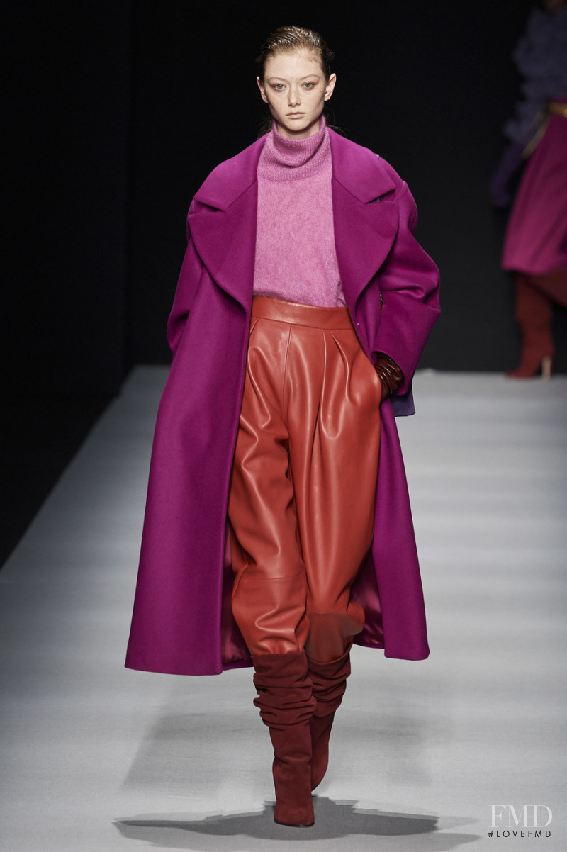 Sara Grace Wallerstedt featured in  the Alberta Ferretti fashion show for Autumn/Winter 2020