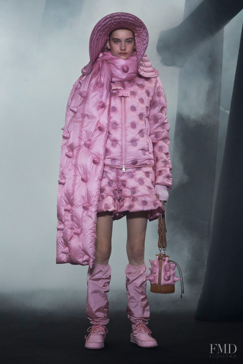 Alina Bolotina featured in  the Moncler 1 JW Anderson fashion show for Autumn/Winter 2020