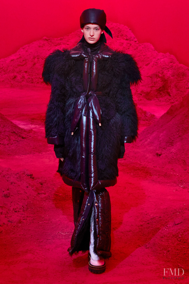 Karlijn Kusters featured in  the Moncler 2 1952 fashion show for Autumn/Winter 2020