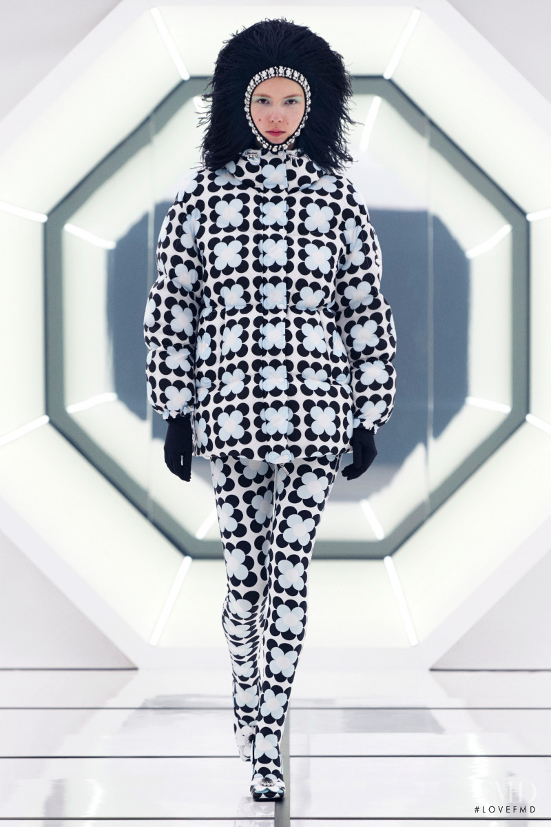 Yeva Podurian featured in  the Moncler 8 Richard Quinn fashion show for Autumn/Winter 2020
