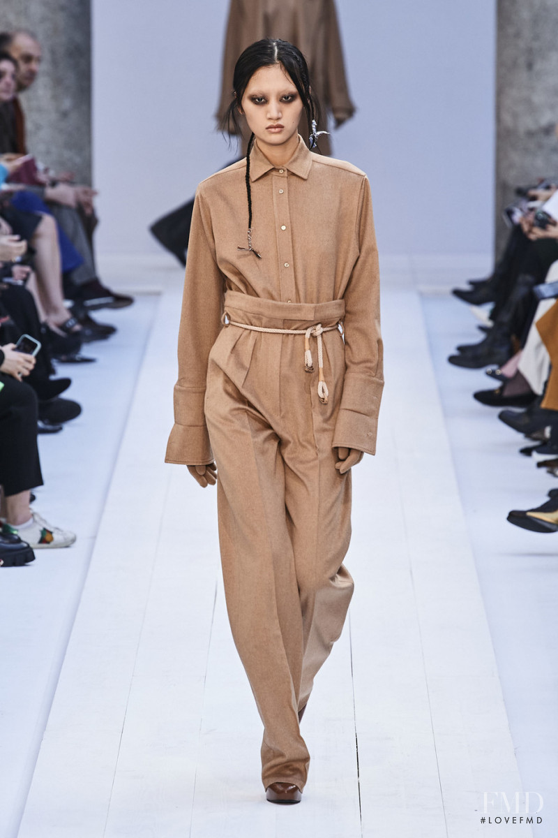 Yilan Hua featured in  the Max Mara fashion show for Autumn/Winter 2020