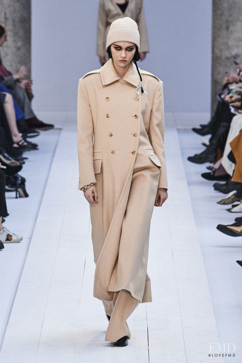 Sofia Steinberg featured in  the Max Mara fashion show for Autumn/Winter 2020