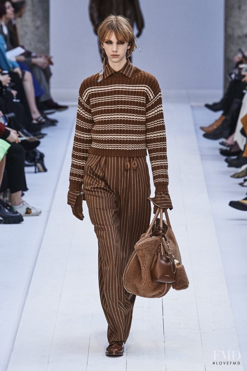 Bente Oort featured in  the Max Mara fashion show for Autumn/Winter 2020