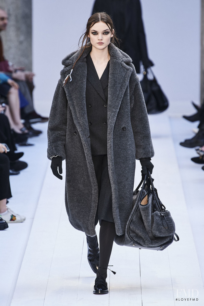 Shayna McNeill featured in  the Max Mara fashion show for Autumn/Winter 2020