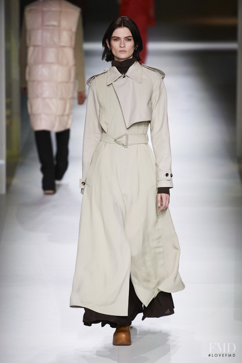 Lara Mullen featured in  the Bottega Veneta fashion show for Autumn/Winter 2020