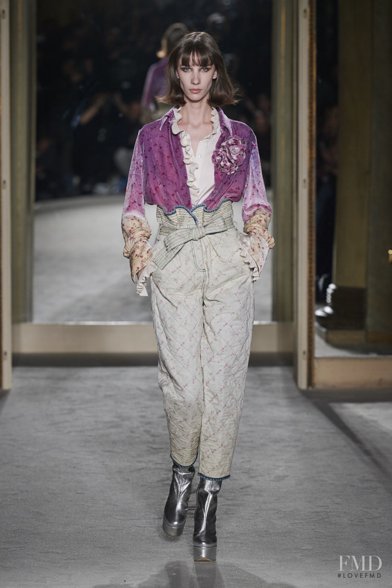 Sasha Knysh featured in  the Philosophy di Lorenzo Serafini fashion show for Autumn/Winter 2020