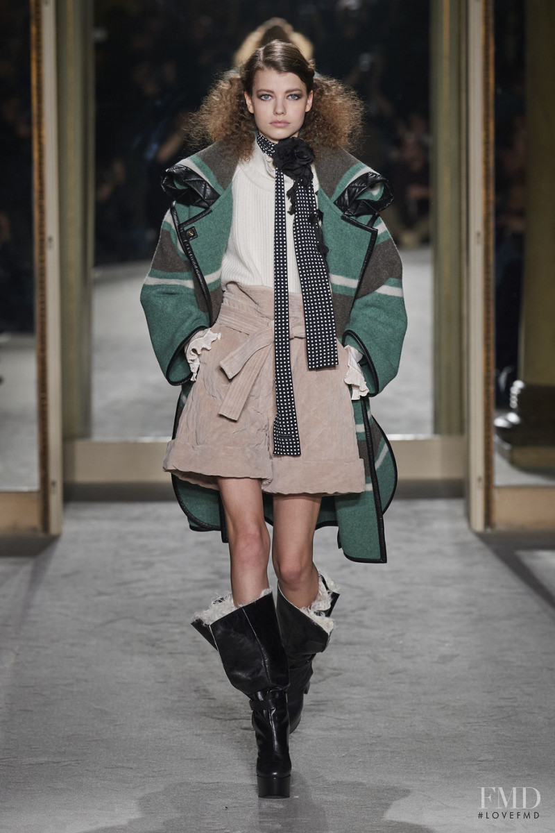 Mathilde Henning featured in  the Philosophy di Lorenzo Serafini fashion show for Autumn/Winter 2020