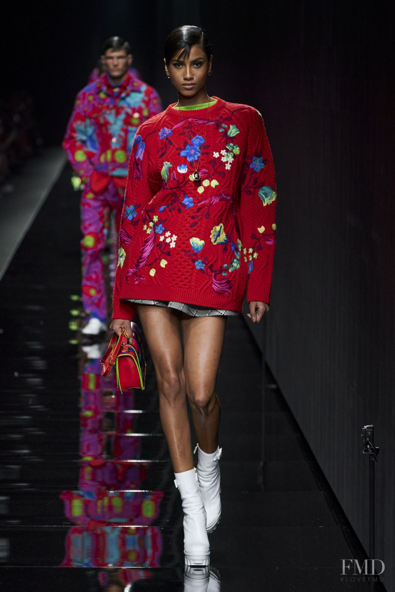 Imaan Hammam featured in  the Versace fashion show for Autumn/Winter 2020
