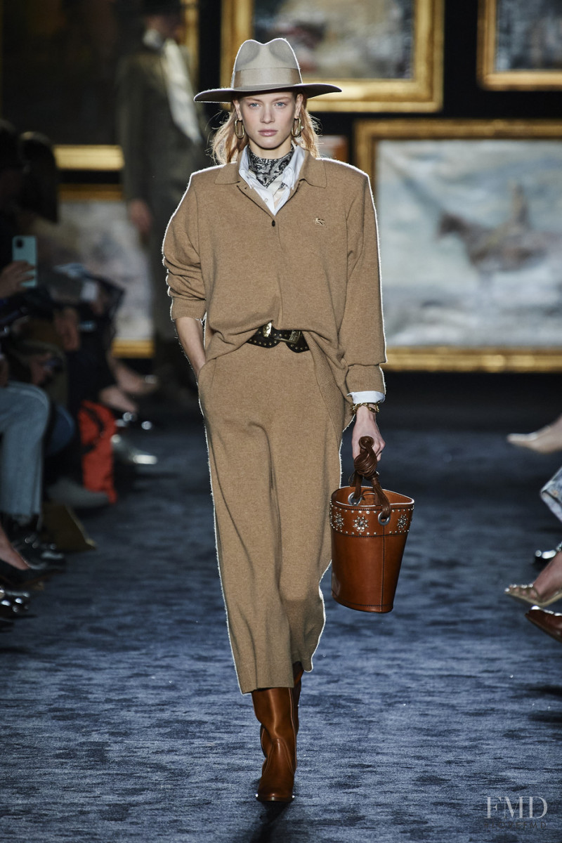 Sarah Dahl featured in  the Etro fashion show for Autumn/Winter 2020