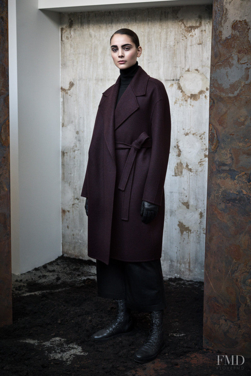 Max Mara Atelier lookbook for Autumn/Winter 2020