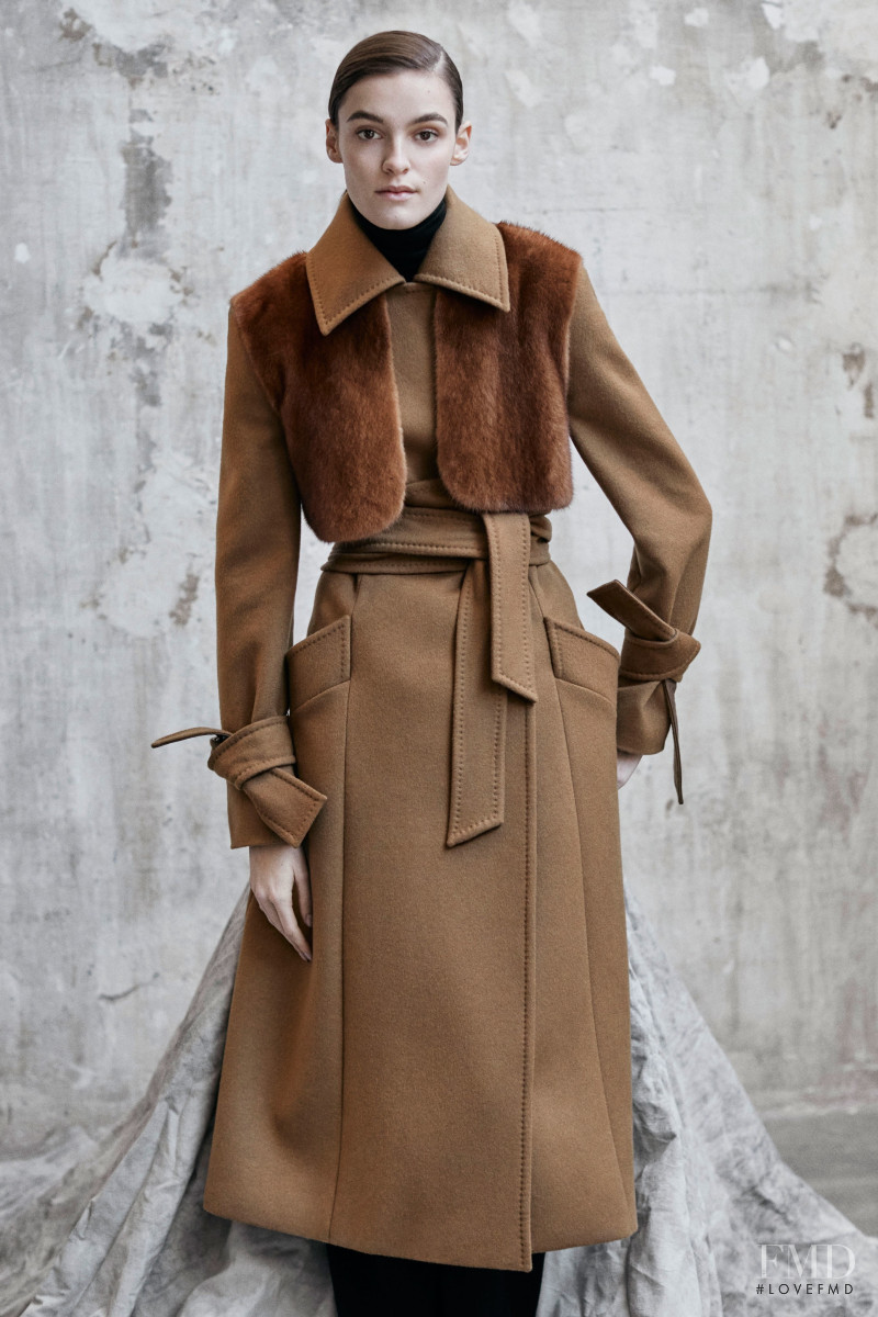 Max Mara Atelier lookbook for Autumn/Winter 2019