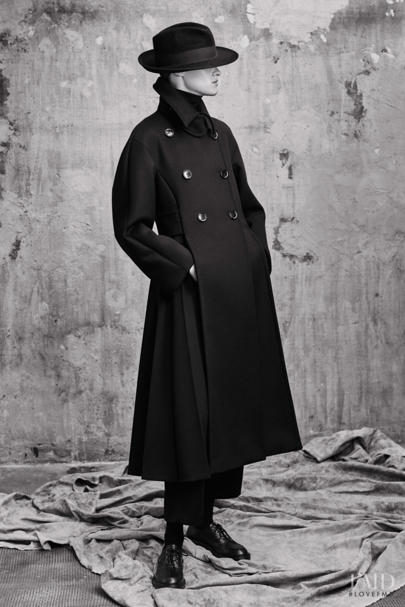 Max Mara Atelier lookbook for Autumn/Winter 2019