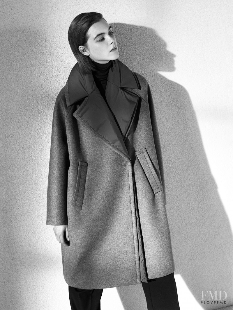 Max Mara Atelier lookbook for Autumn/Winter 2018