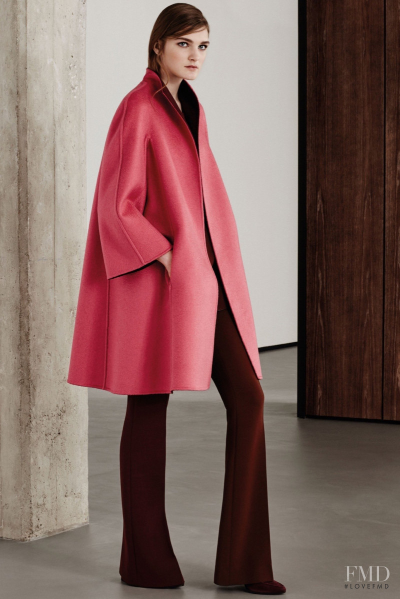 Max Mara Atelier lookbook for Autumn/Winter 2015