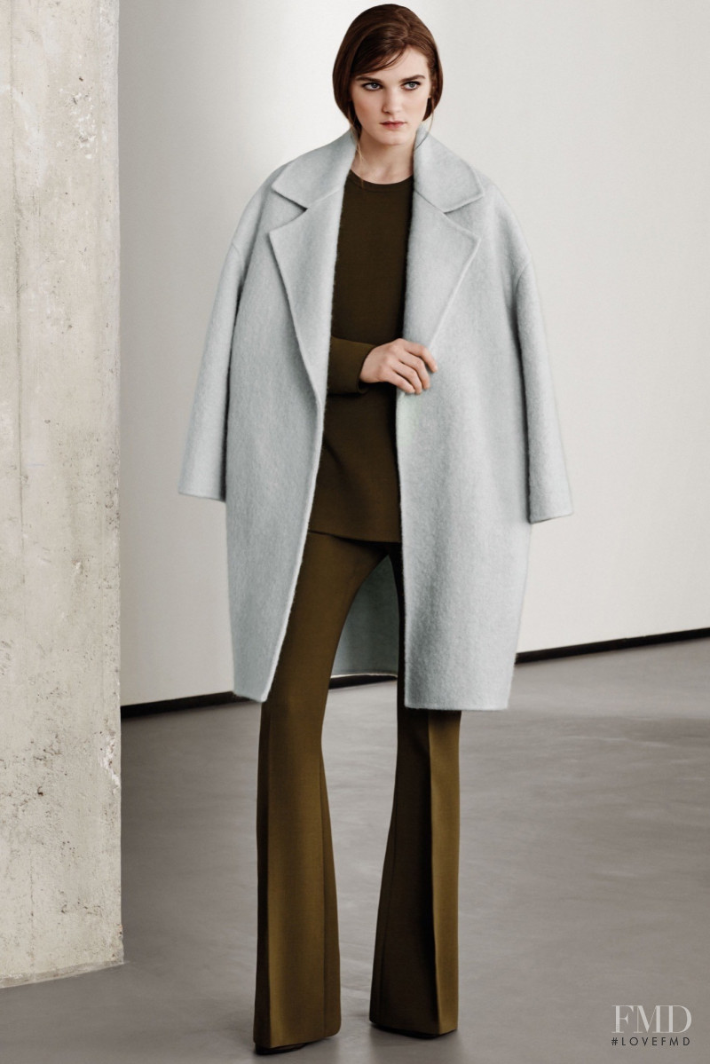 Max Mara Atelier lookbook for Autumn/Winter 2015