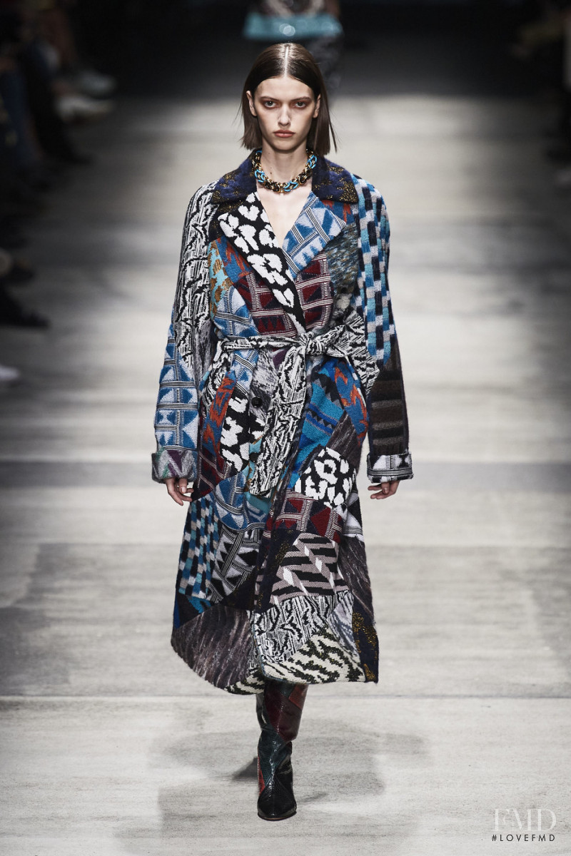Valerie Scherzinger featured in  the Missoni fashion show for Autumn/Winter 2020