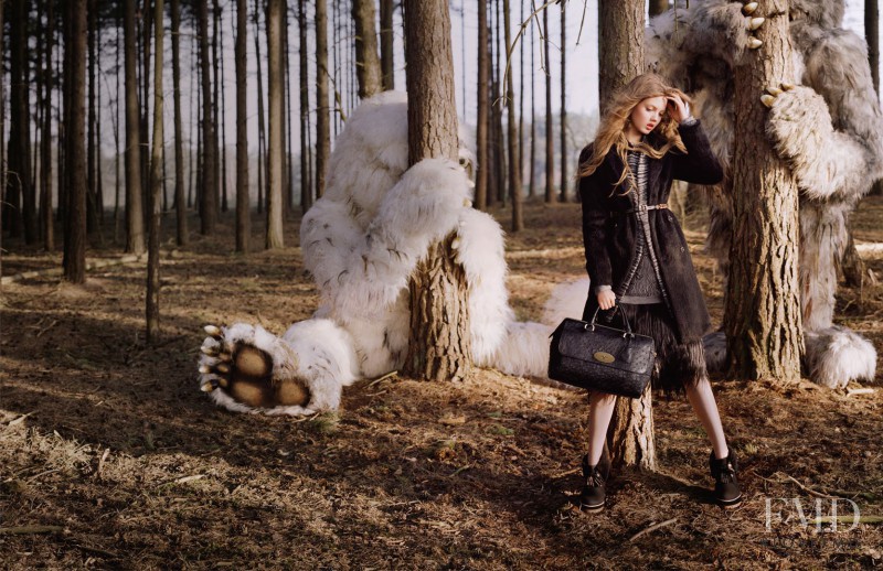 Lindsey Wixson featured in  the Mulberry advertisement for Autumn/Winter 2012