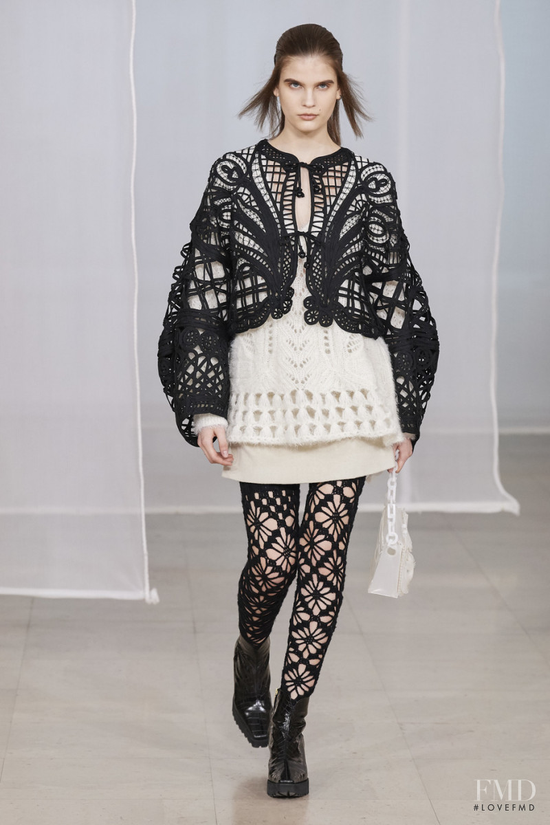 Mame Kurogouchi fashion show for Autumn/Winter 2020