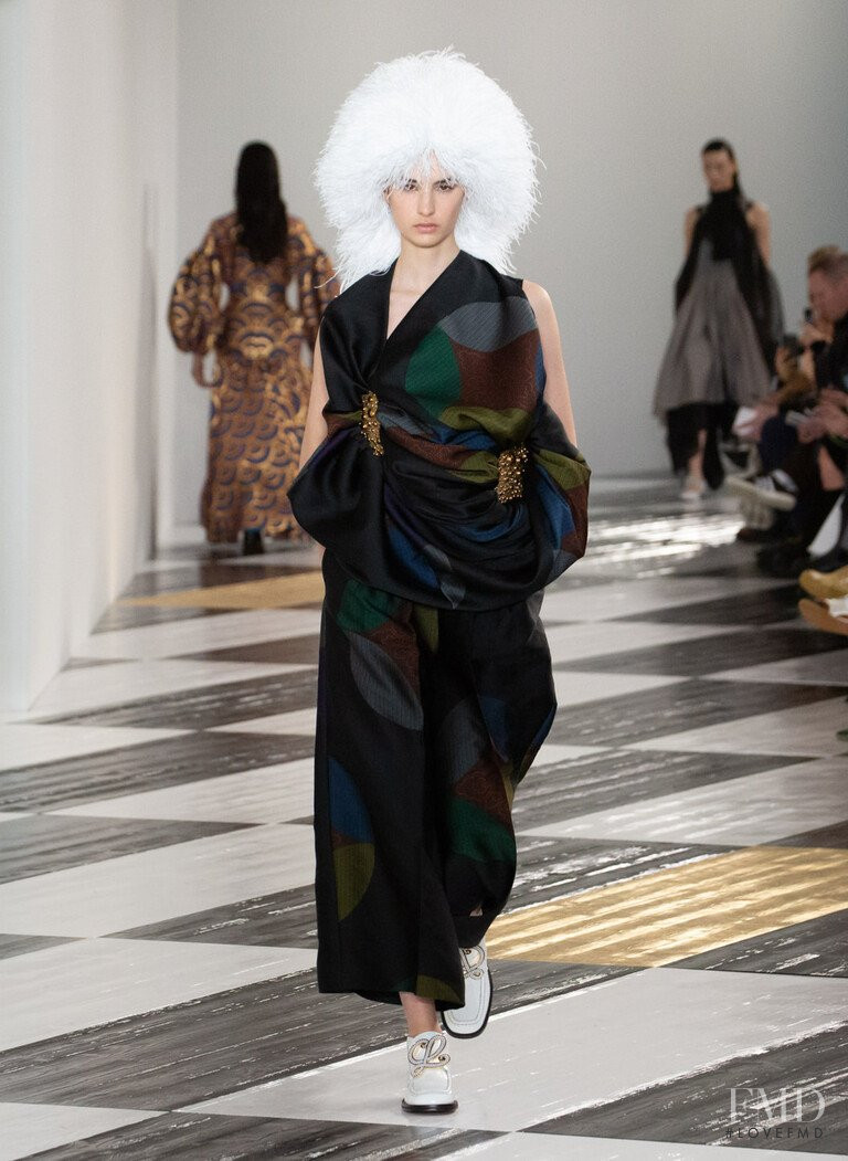 Africa Penalver featured in  the Loewe fashion show for Autumn/Winter 2020
