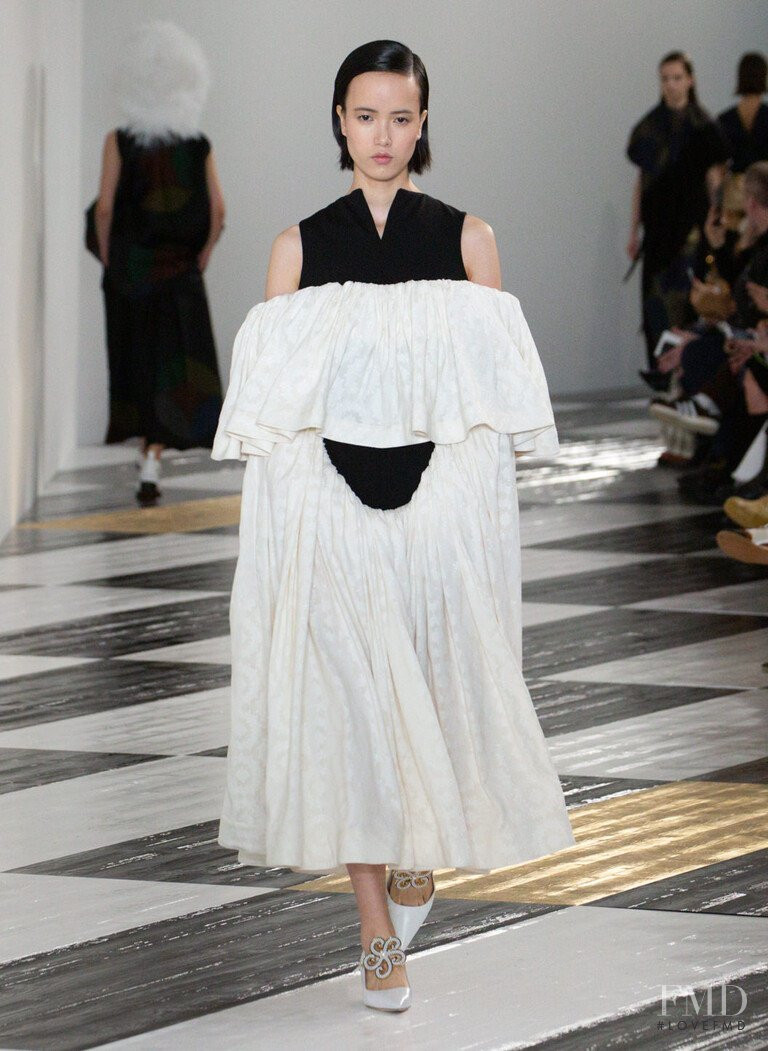 Charlotte Yidan Huang featured in  the Loewe fashion show for Autumn/Winter 2020