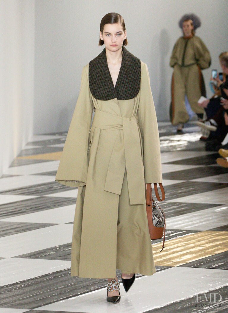 Alina Bolotina featured in  the Loewe fashion show for Autumn/Winter 2020