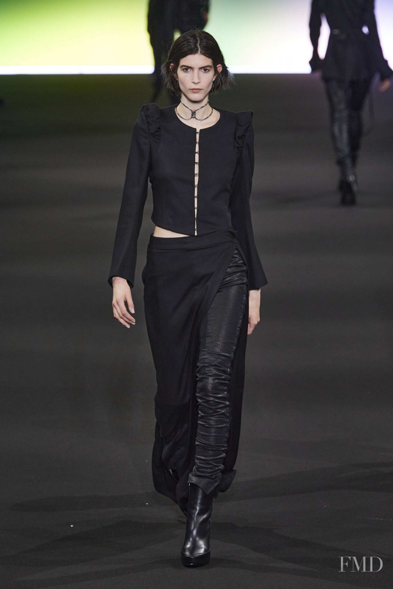 Elisa Mitrofan featured in  the Ann Demeulemeester fashion show for Autumn/Winter 2020