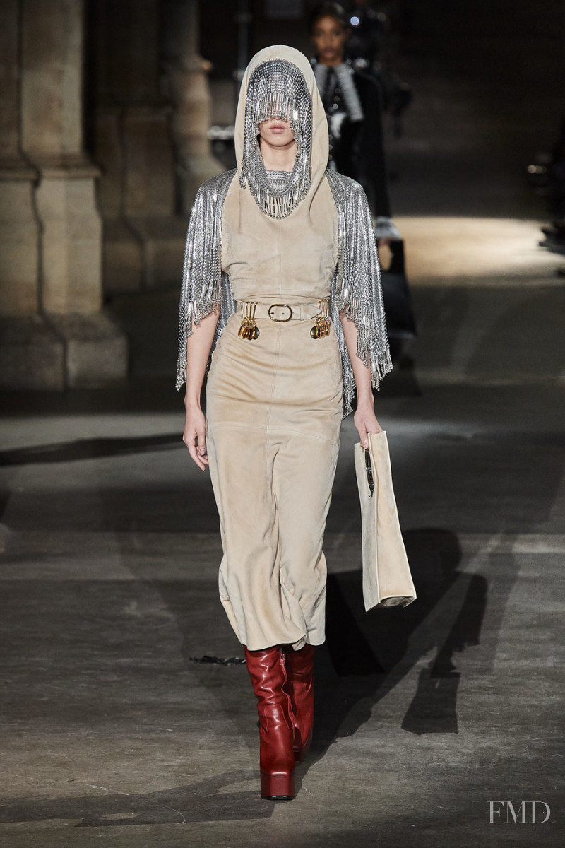Charlotte Yidan Huang featured in  the Paco Rabanne fashion show for Autumn/Winter 2020