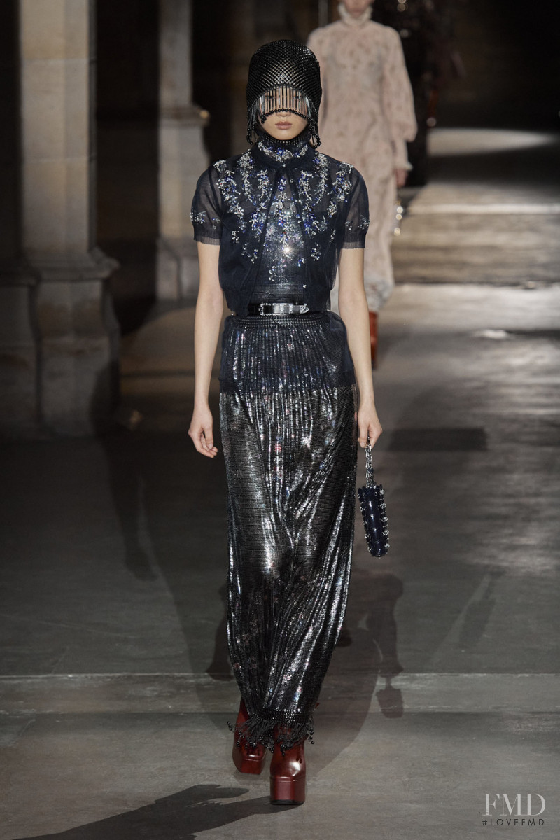 Hyun Ji Shin featured in  the Paco Rabanne fashion show for Autumn/Winter 2020