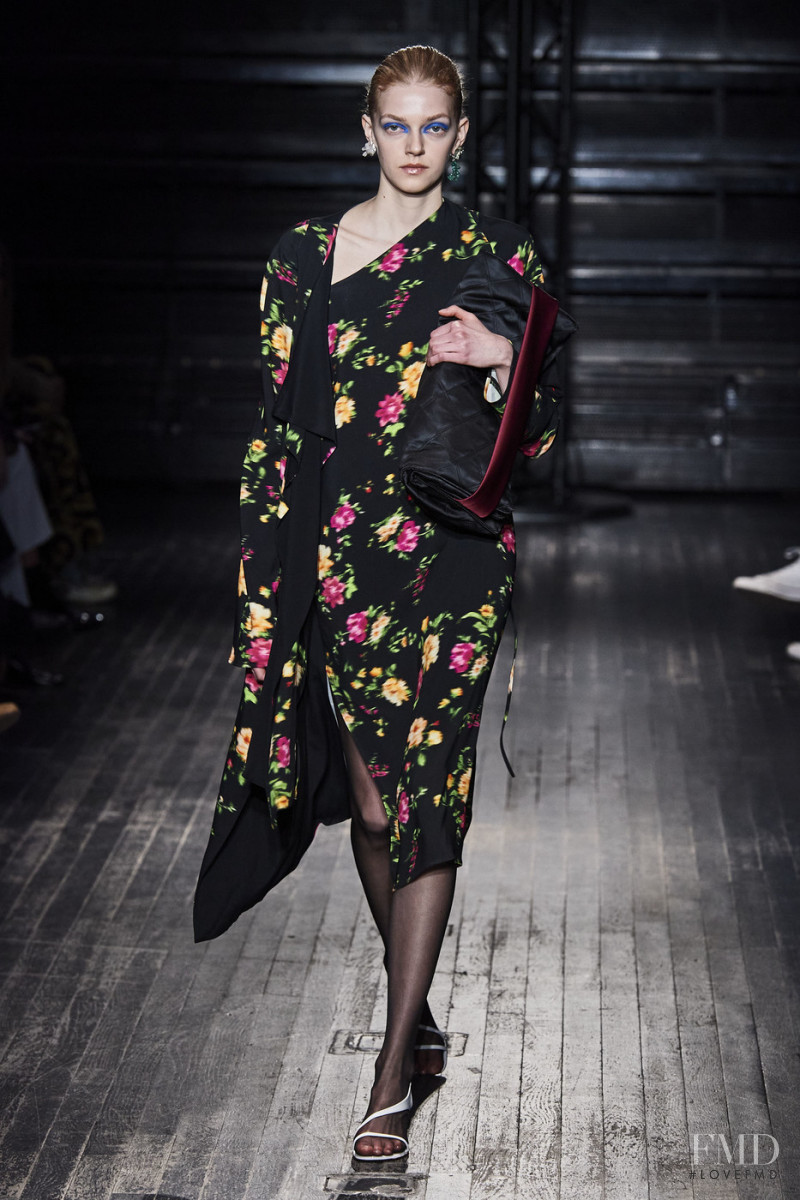 Eliza Kallmann featured in  the Atlein fashion show for Autumn/Winter 2020