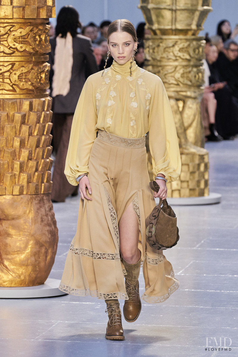 Rebecca Leigh Longendyke featured in  the Chloe fashion show for Autumn/Winter 2020