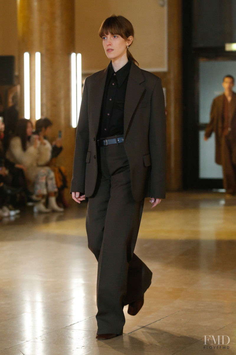 Christophe Lemaire fashion show for Autumn/Winter 2020