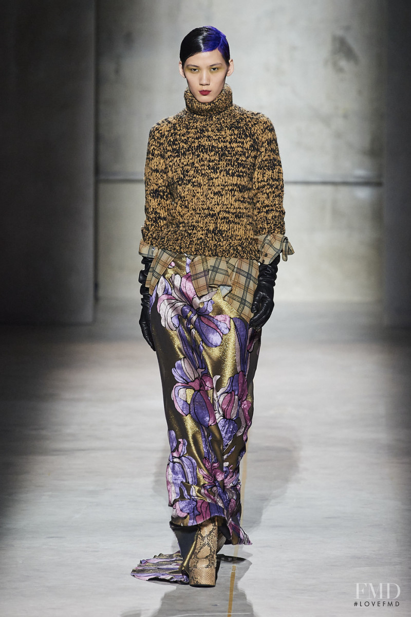 Xie Jia Yun featured in  the Dries van Noten fashion show for Autumn/Winter 2020