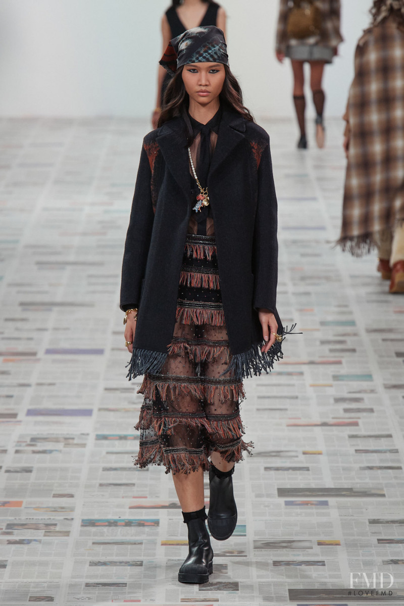 Jinrong Huang featured in  the Christian Dior fashion show for Autumn/Winter 2020