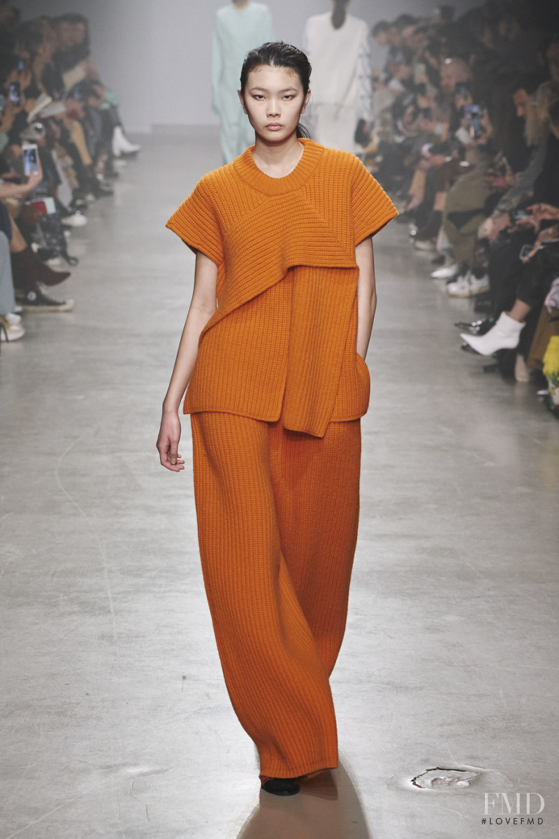Sherry Shi featured in  the Christian Wijnants fashion show for Autumn/Winter 2020
