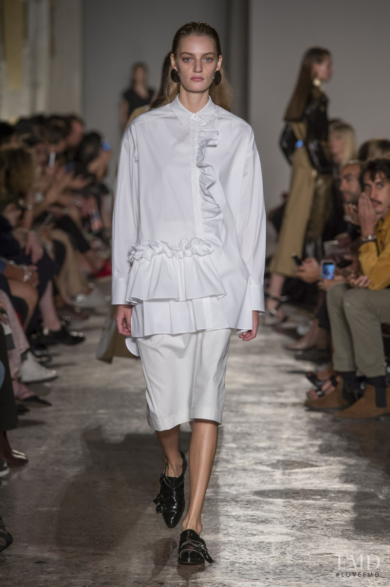 Albino Teodoro fashion show for Spring/Summer 2018