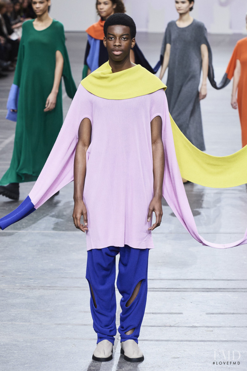 Issey Miyake fashion show for Autumn/Winter 2020