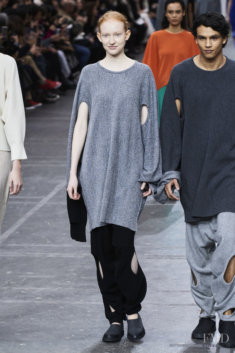 Issey Miyake fashion show for Autumn/Winter 2020