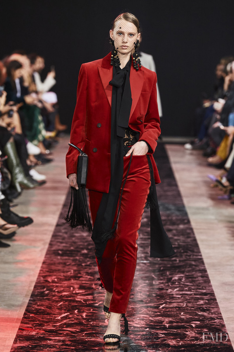 Lotka Lakwijk featured in  the Elie Saab fashion show for Autumn/Winter 2020