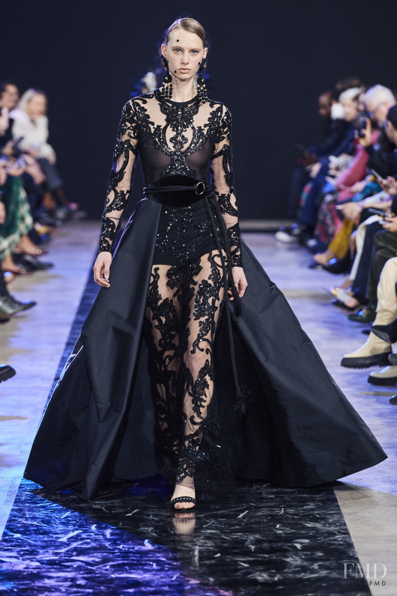 Lotka Lakwijk featured in  the Elie Saab fashion show for Autumn/Winter 2020