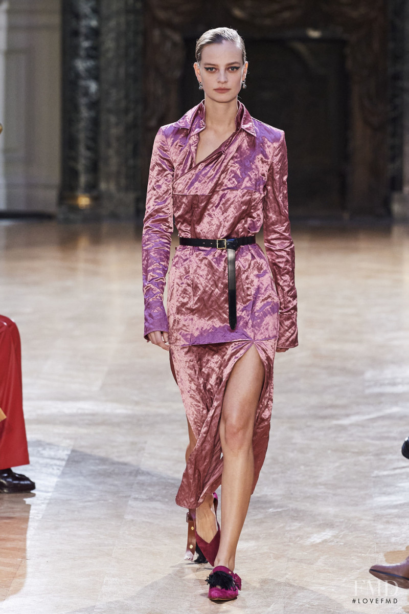 Ine Neefs featured in  the Altuzarra fashion show for Autumn/Winter 2020