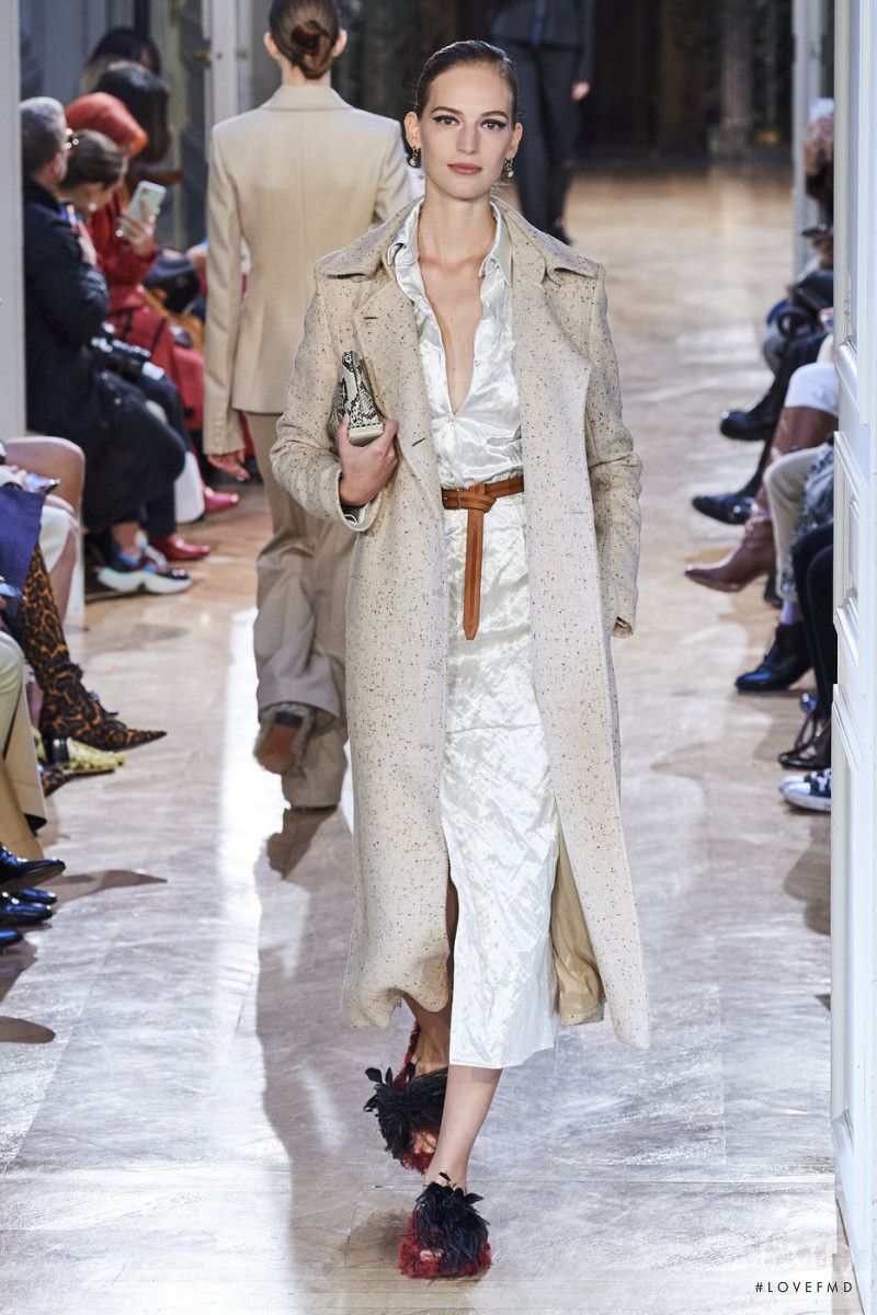 Vanessa Axente featured in  the Altuzarra fashion show for Autumn/Winter 2020