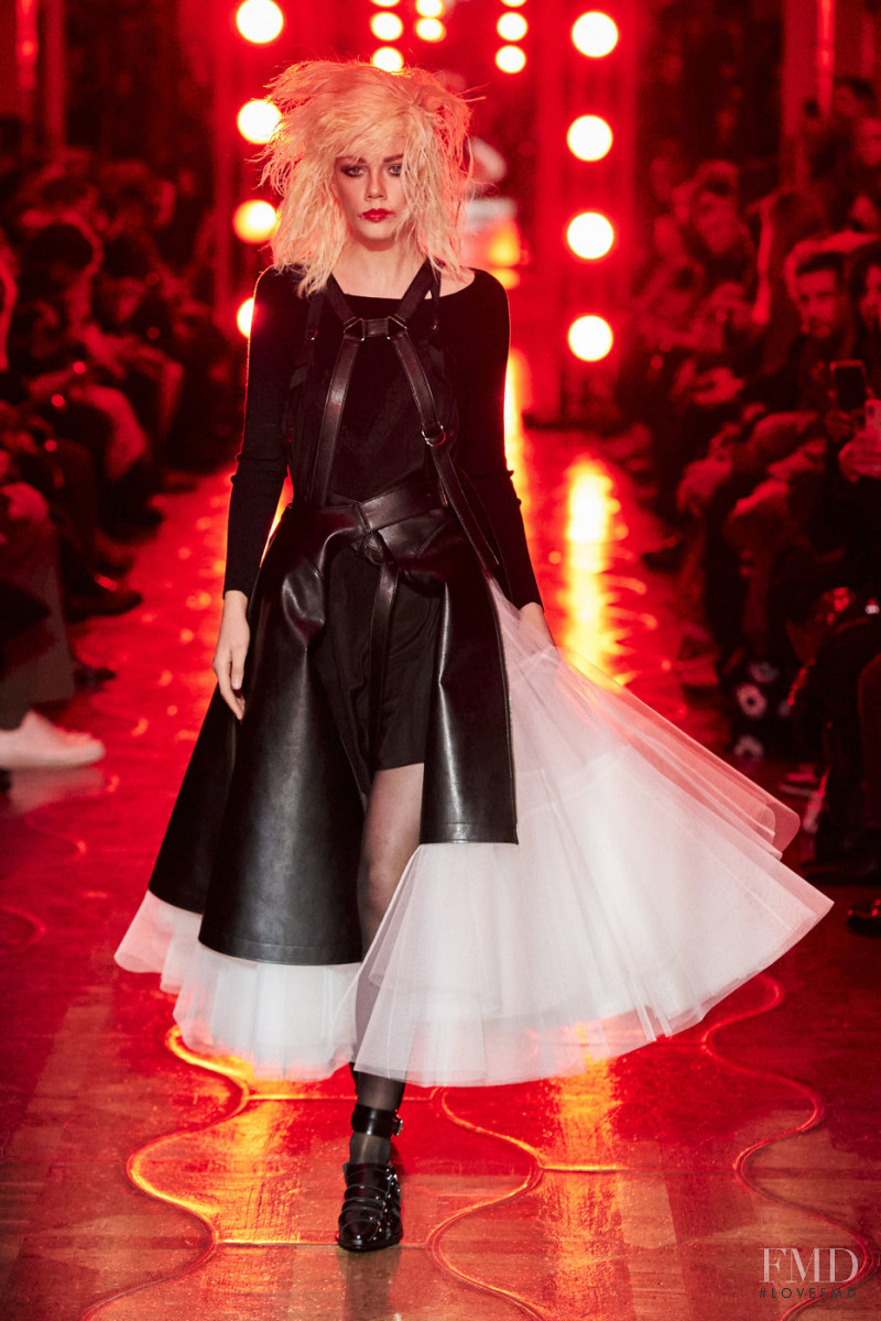 Marjan Jonkman featured in  the Junya Watanabe fashion show for Autumn/Winter 2020