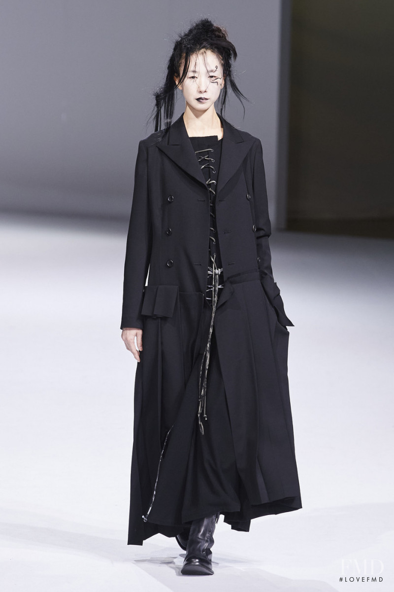 Yohji Yamamoto fashion show for Autumn/Winter 2020