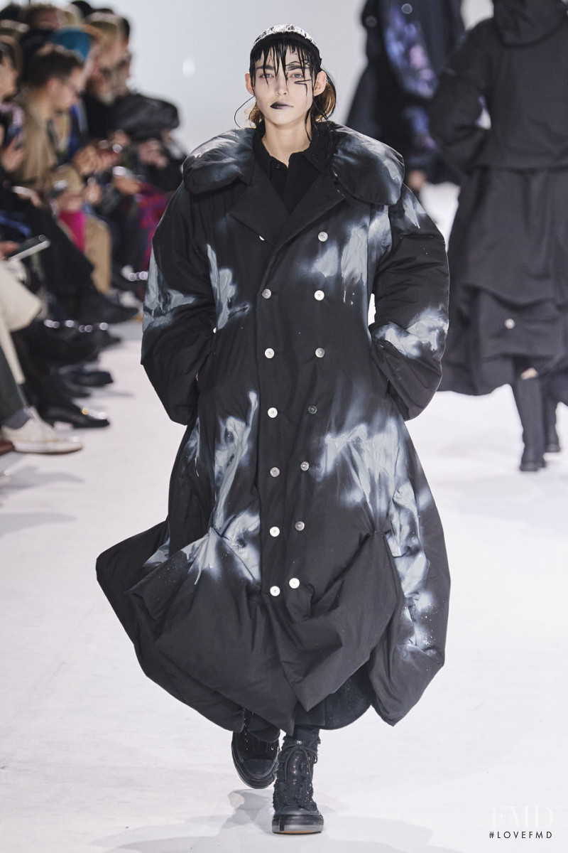 Yohji Yamamoto fashion show for Autumn/Winter 2020