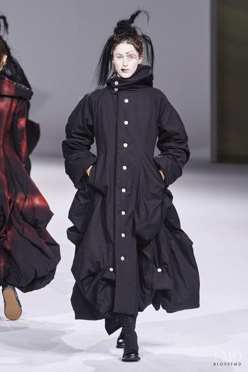 Yohji Yamamoto fashion show for Autumn/Winter 2020