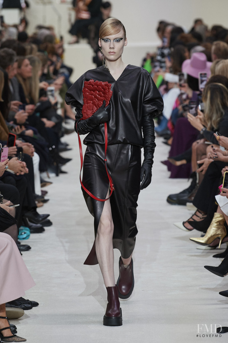 Kiki Willems featured in  the Valentino fashion show for Autumn/Winter 2020