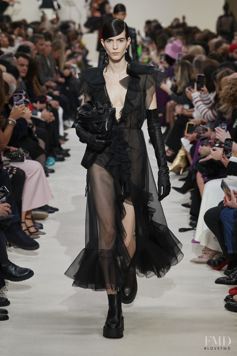 Elisa Mitrofan featured in  the Valentino fashion show for Autumn/Winter 2020